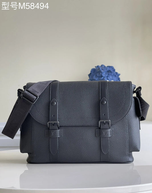 LV BAG M