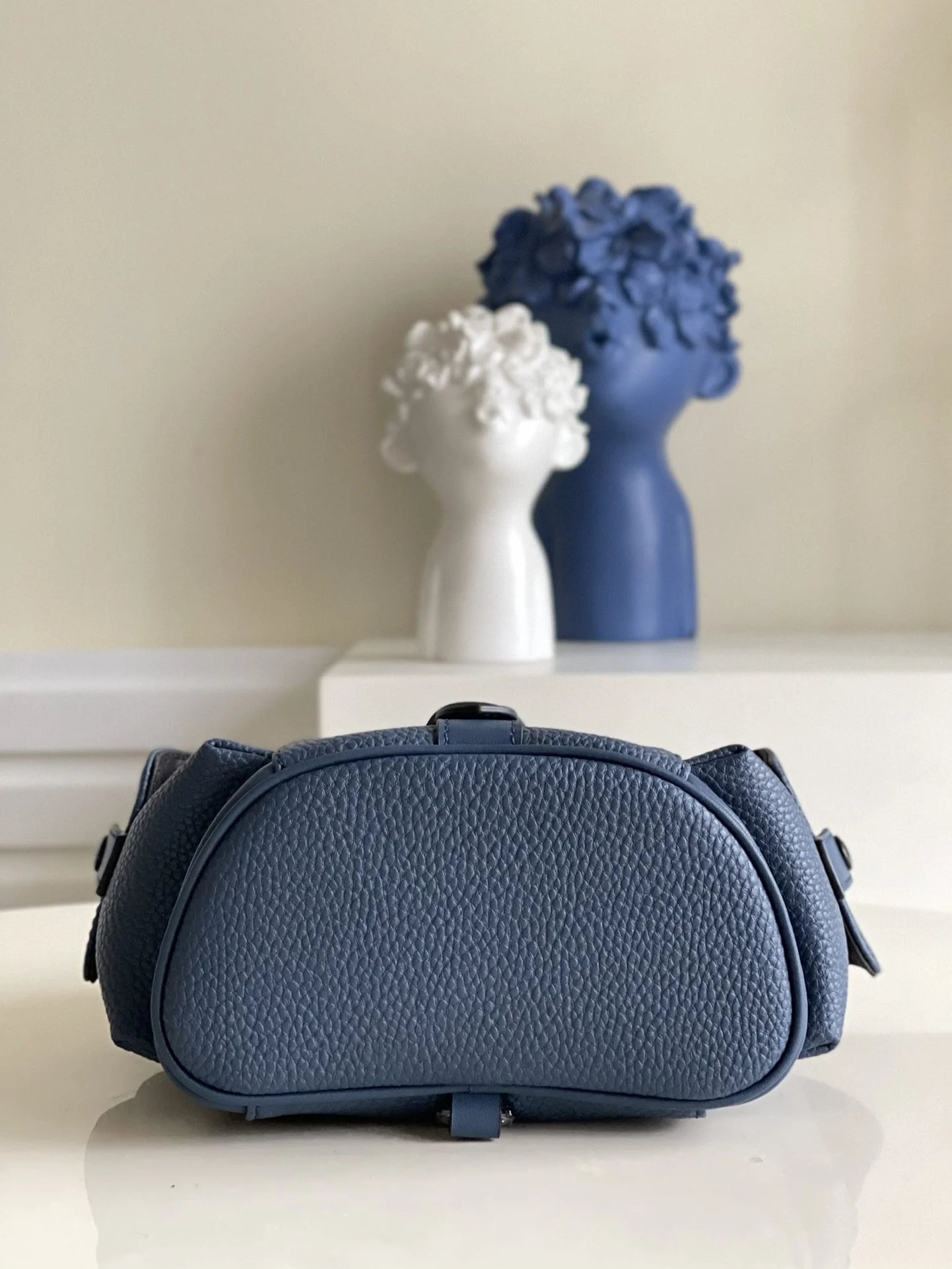 LV BAG M58495