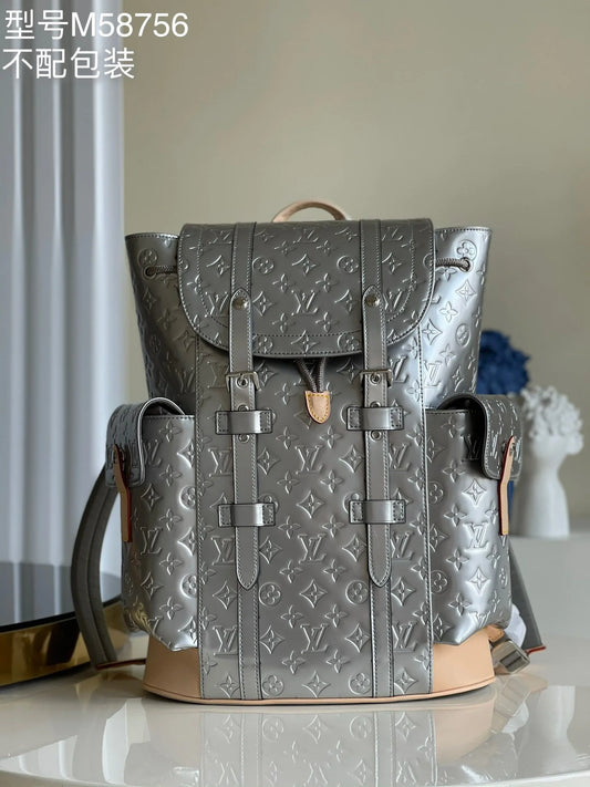 LV BAG M