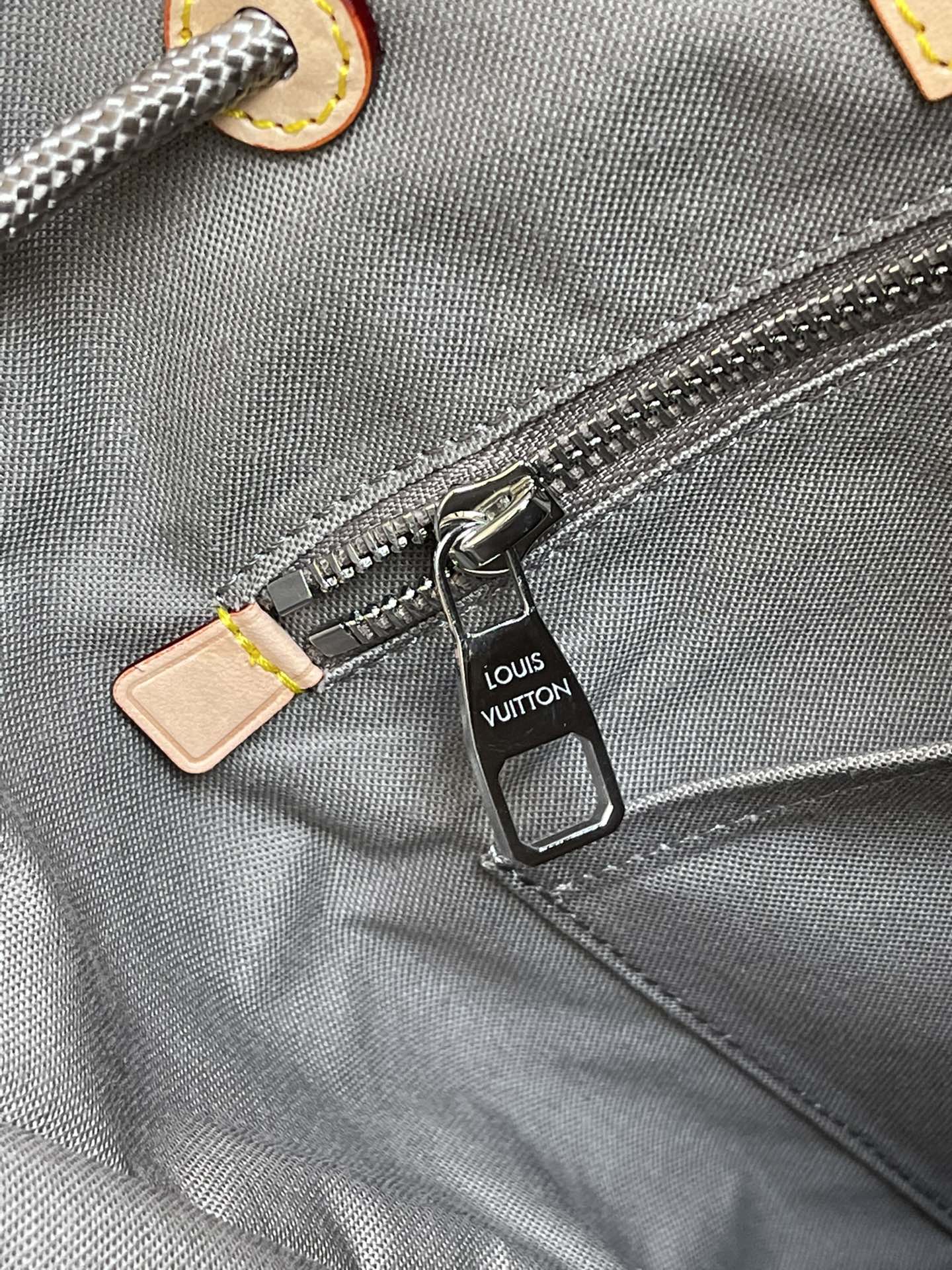 LV BAG M
