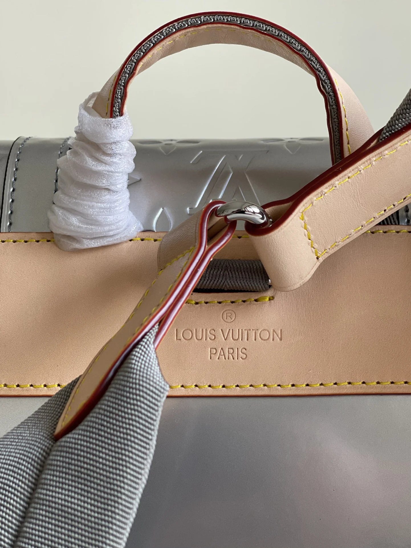 LV BAG M