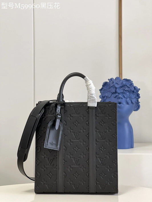 LV BAG M