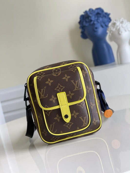 LV BAG M69404