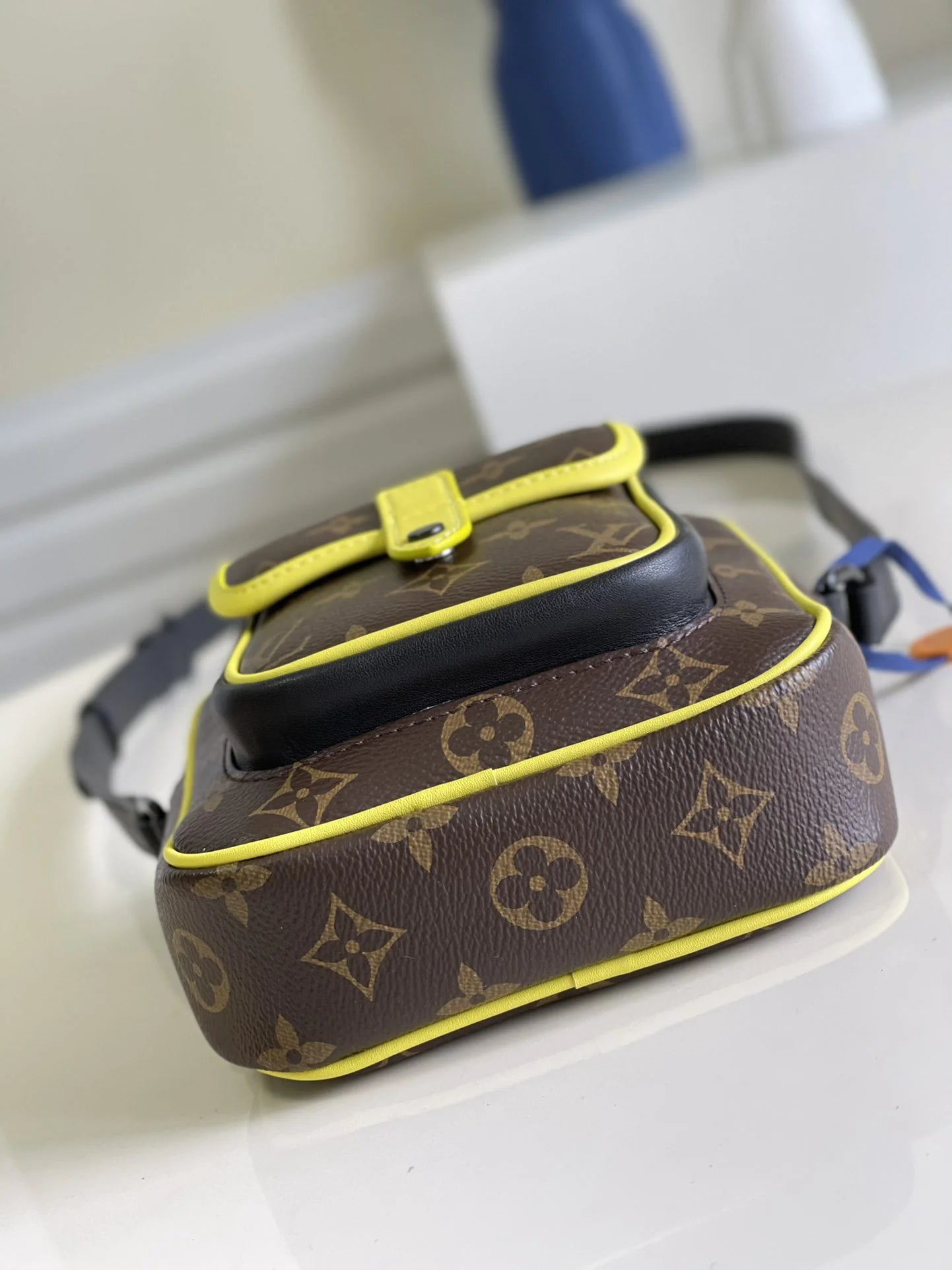 LV BAG M69404