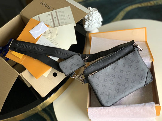 LV BAG M