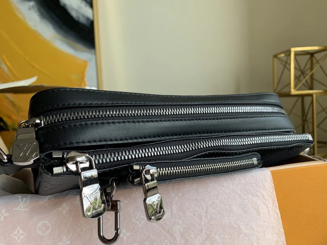 LV BAG M
