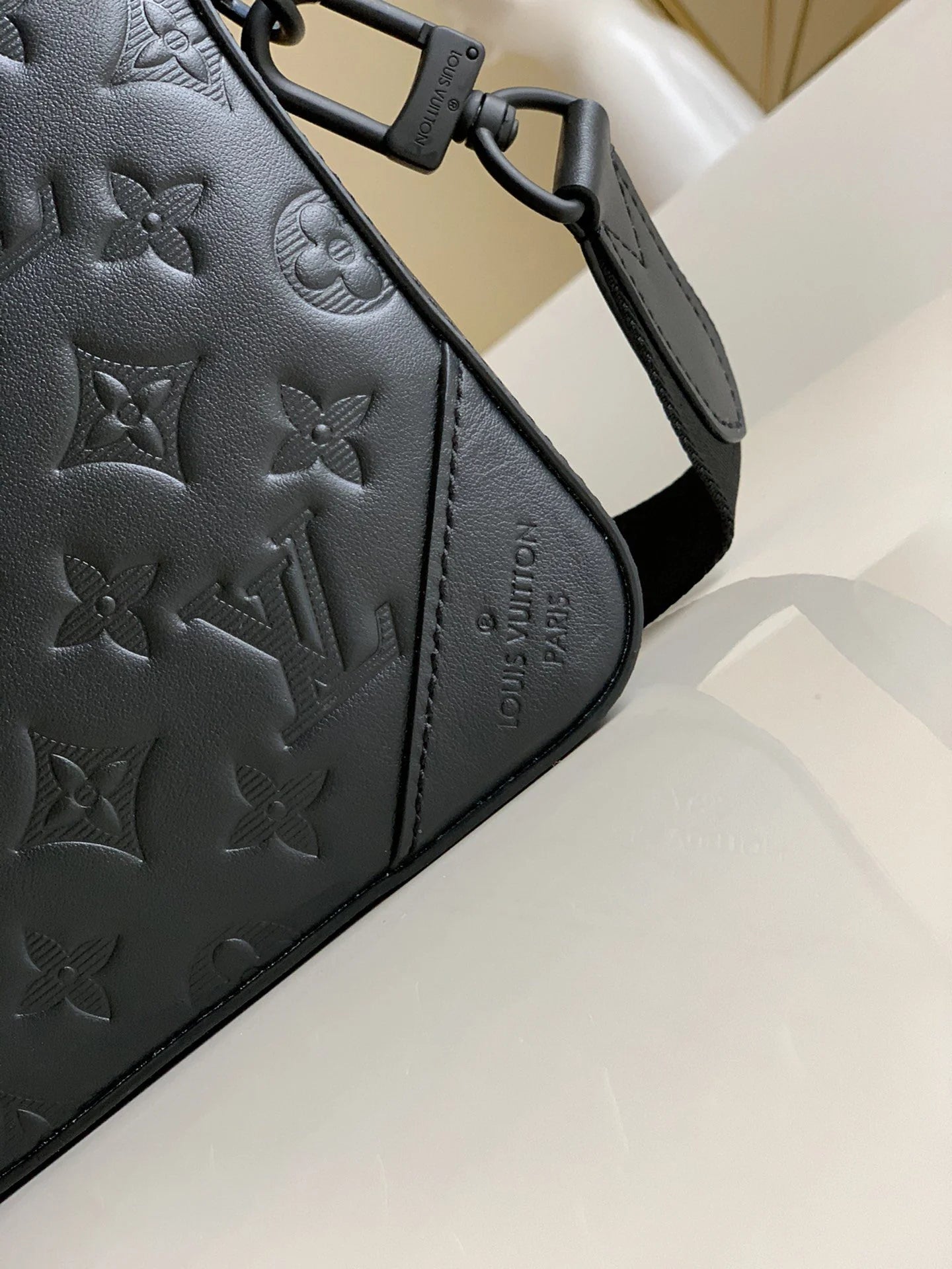 LV BAG M69827