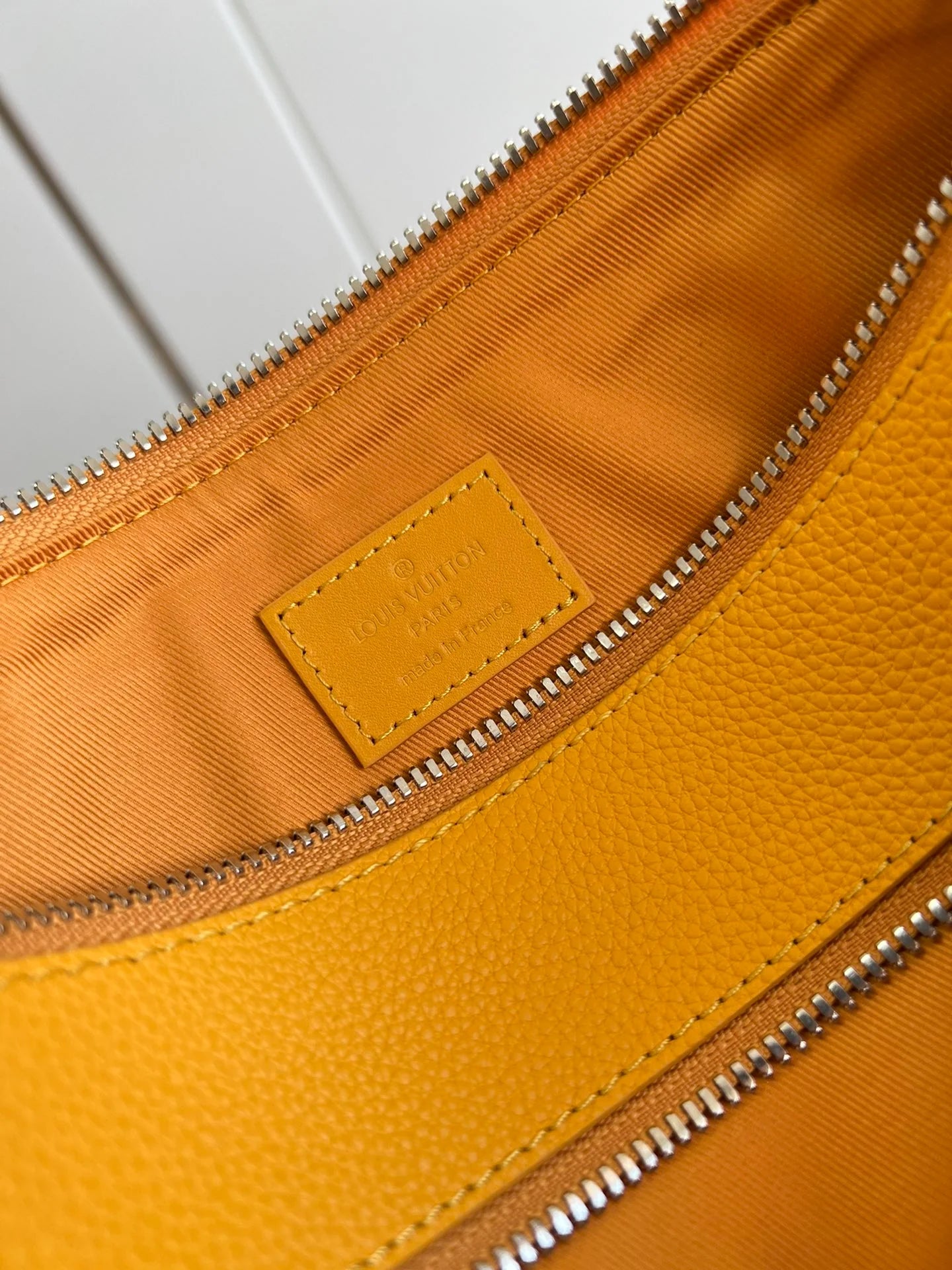 LV BAG M69837