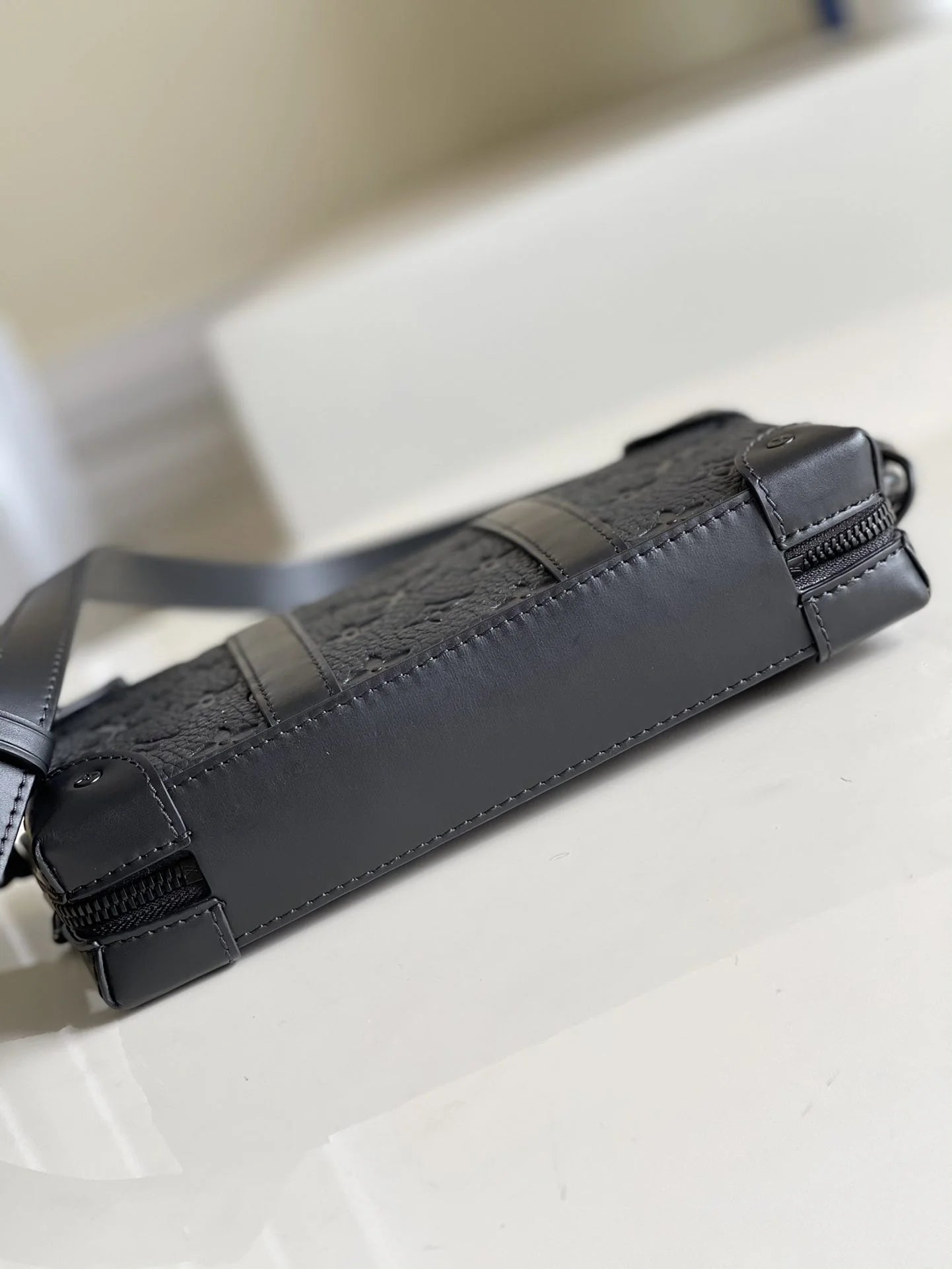 LV BAG M80224