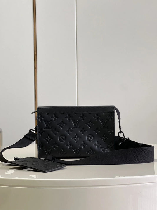 LV BAG M