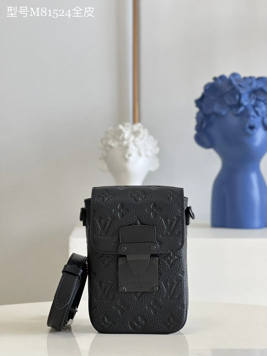 LV BAG M