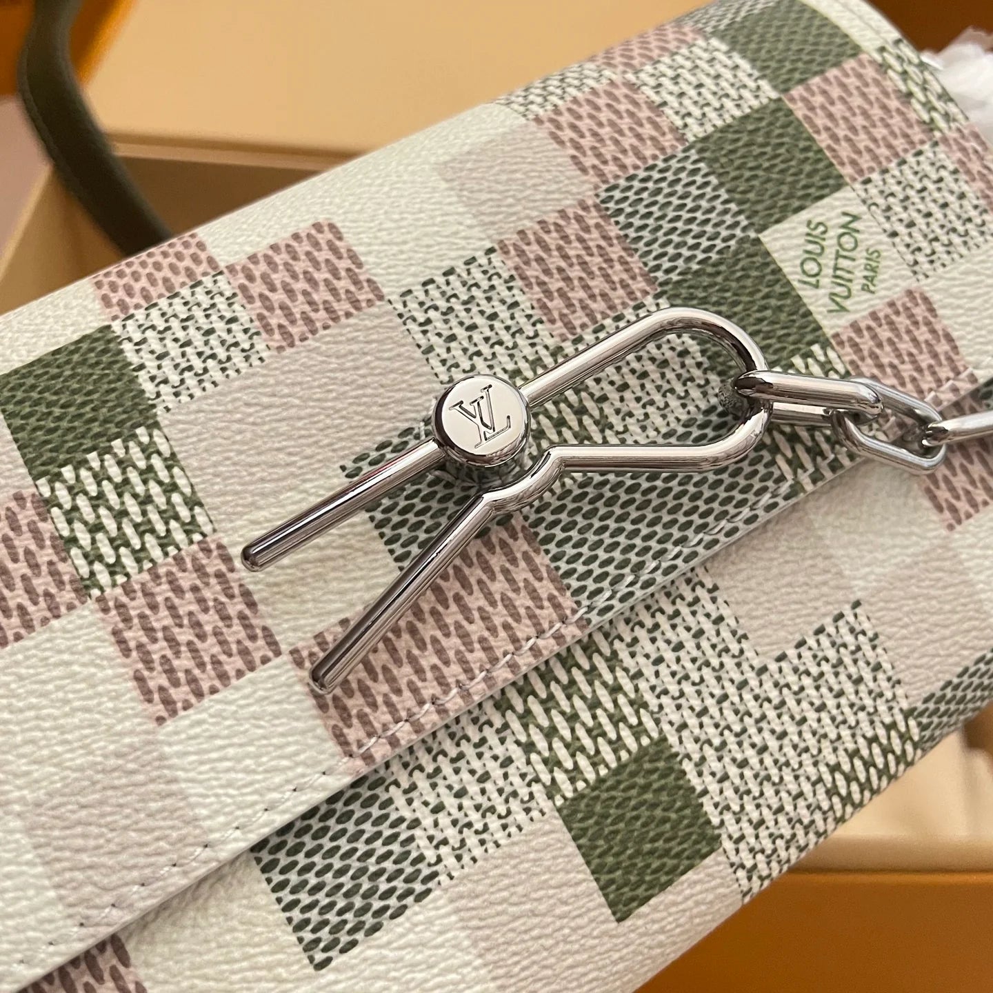 LV BAG N