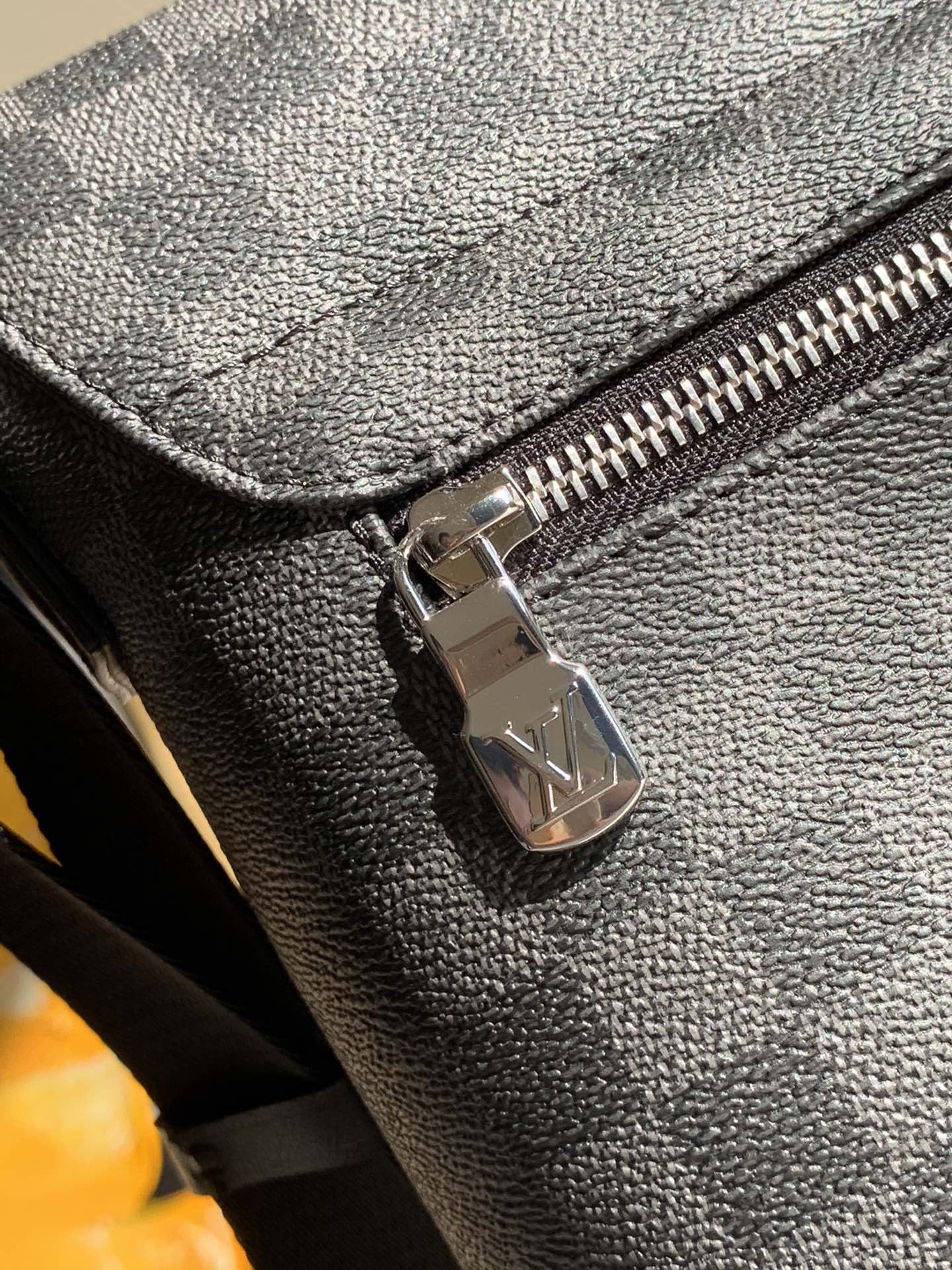 LV BAG N
