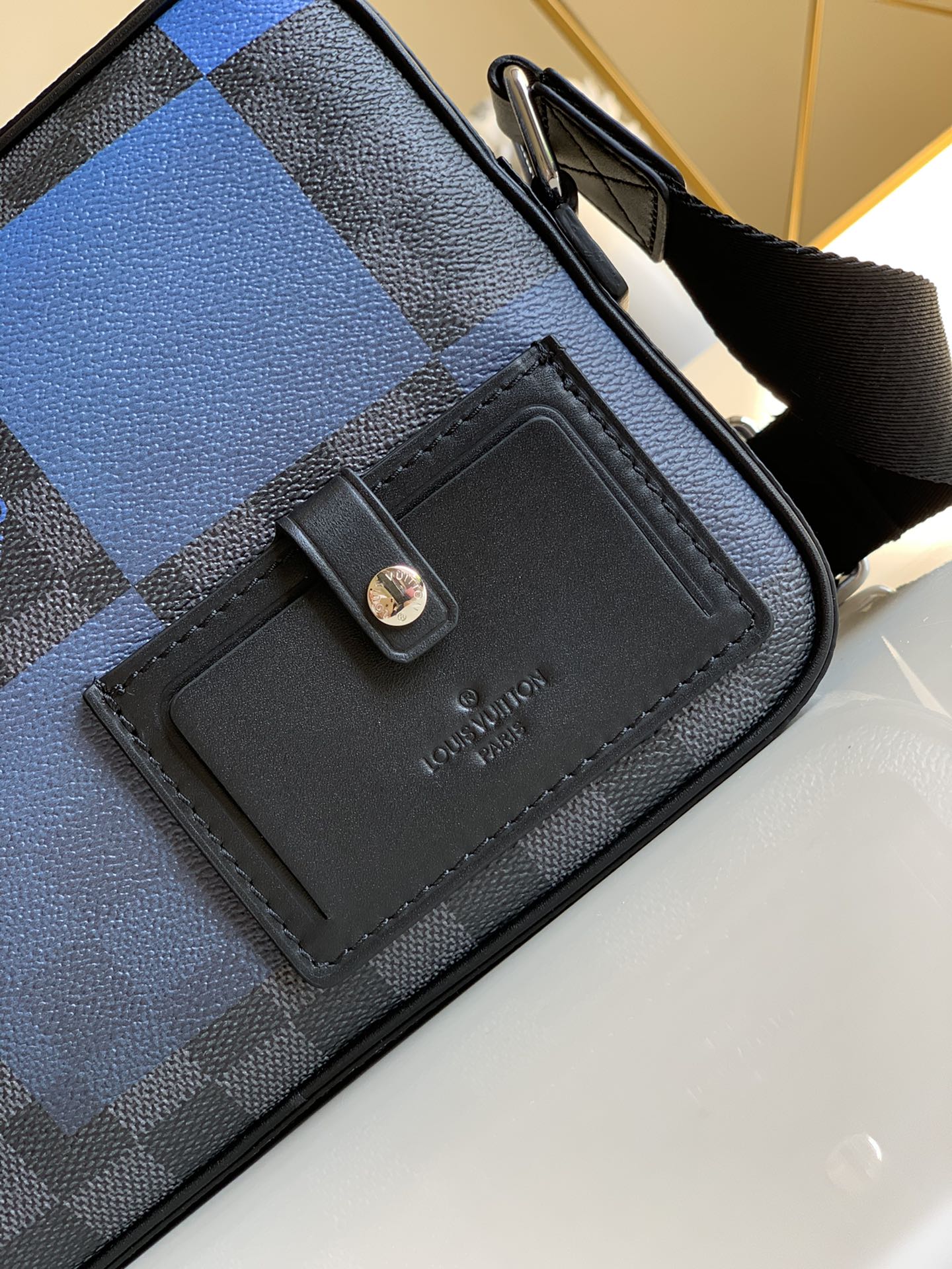 LV BAG N