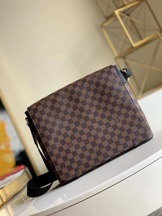 LV BAG N