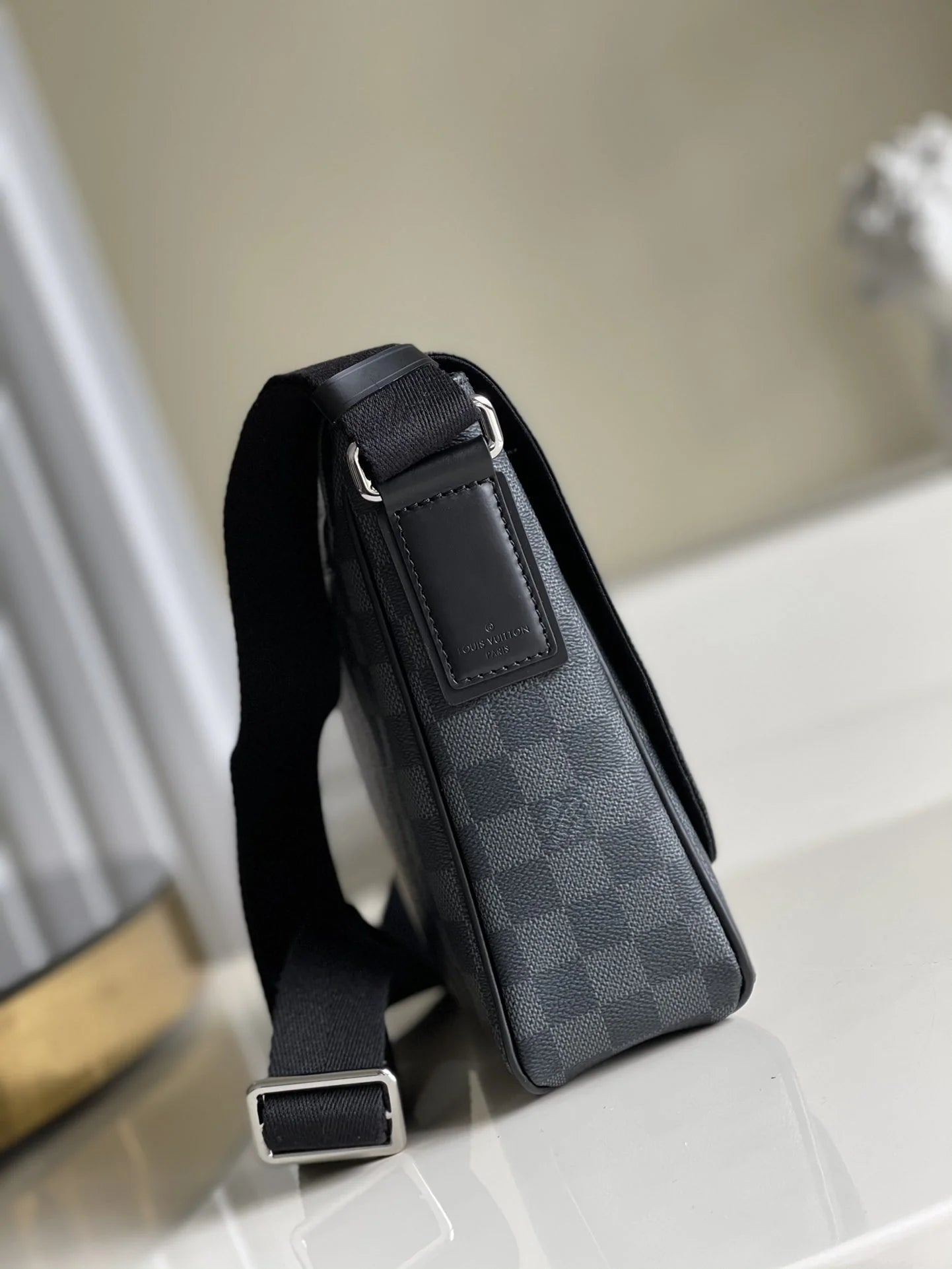 LV BAG N