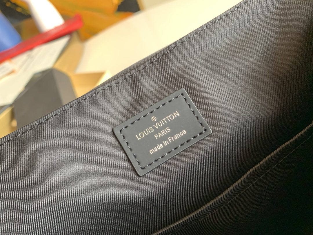 LV BAG N