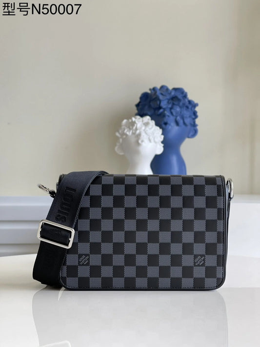 LV BAG N