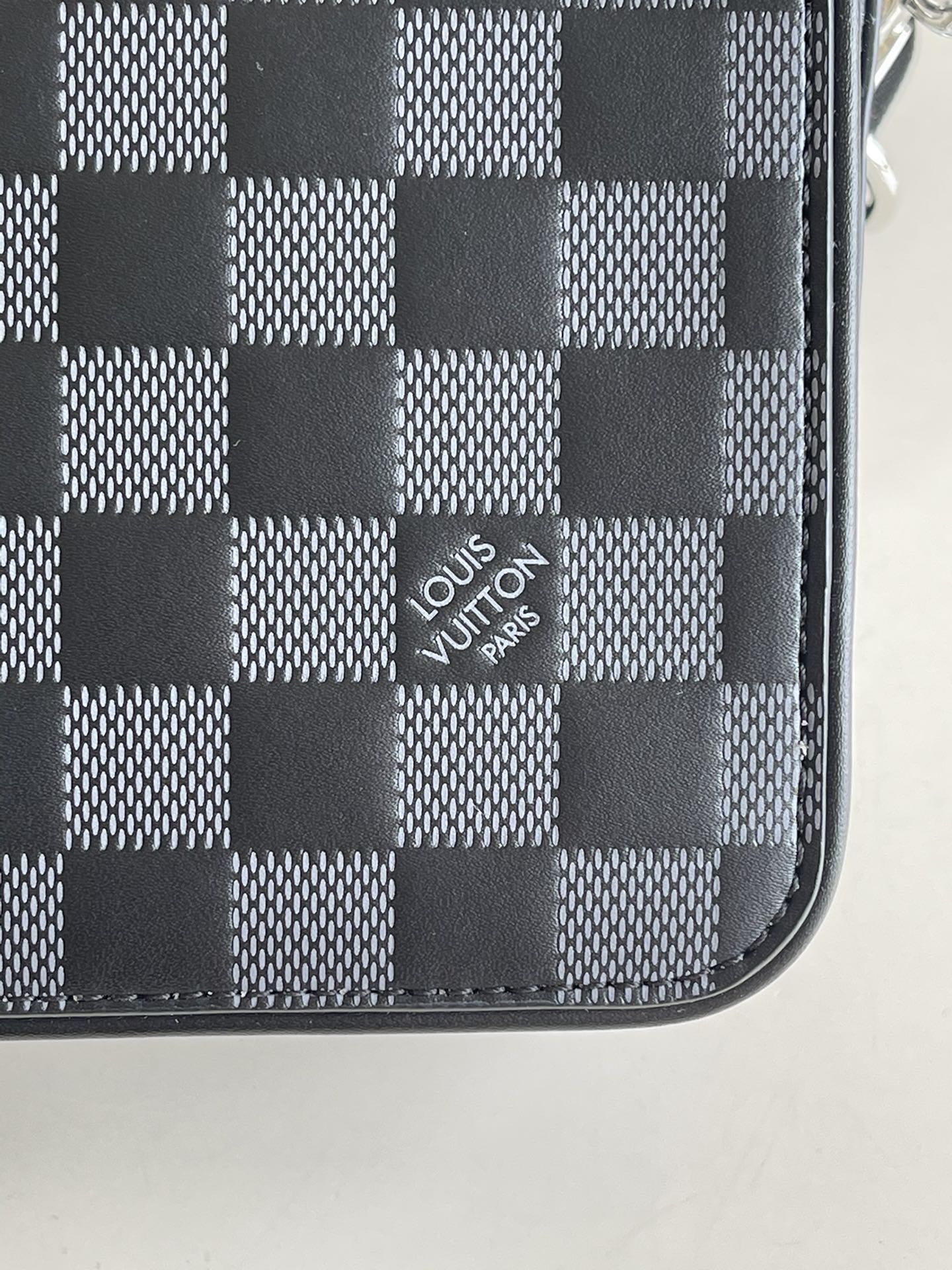 LV BAG N