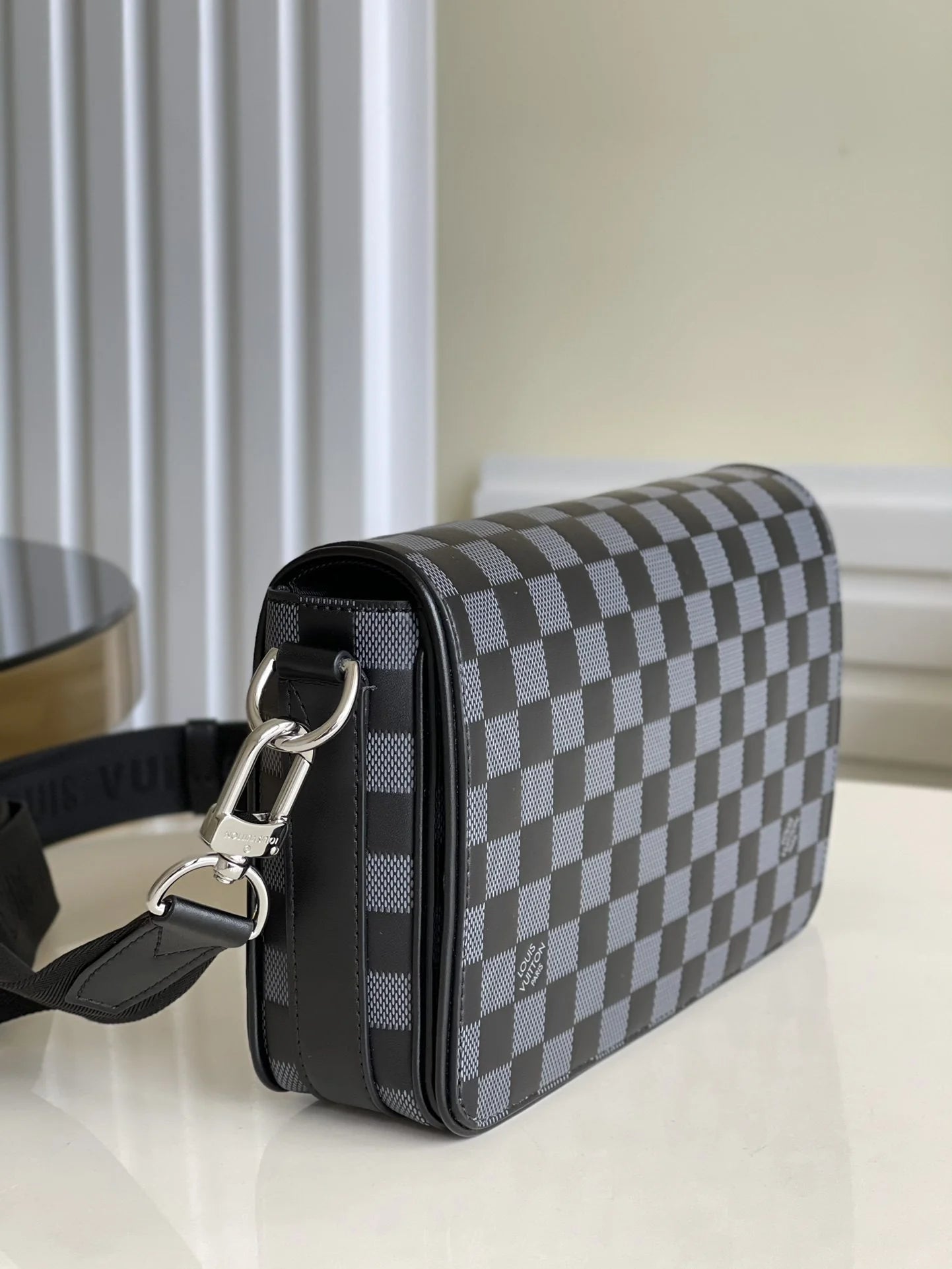 LV BAG N