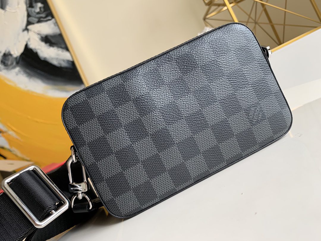 LV BAG N