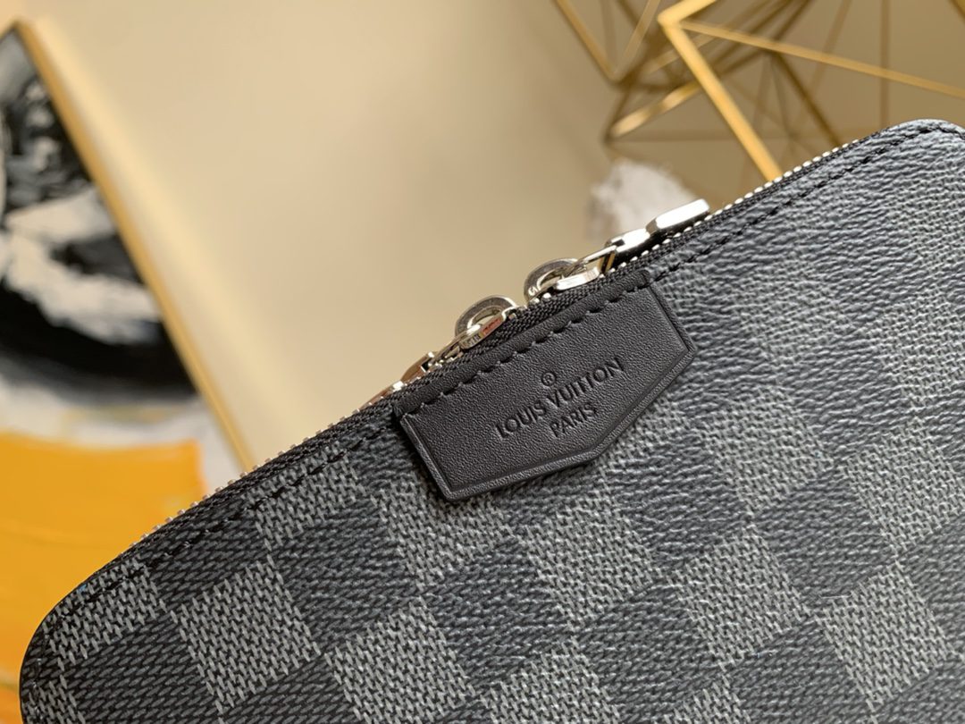 LV BAG N