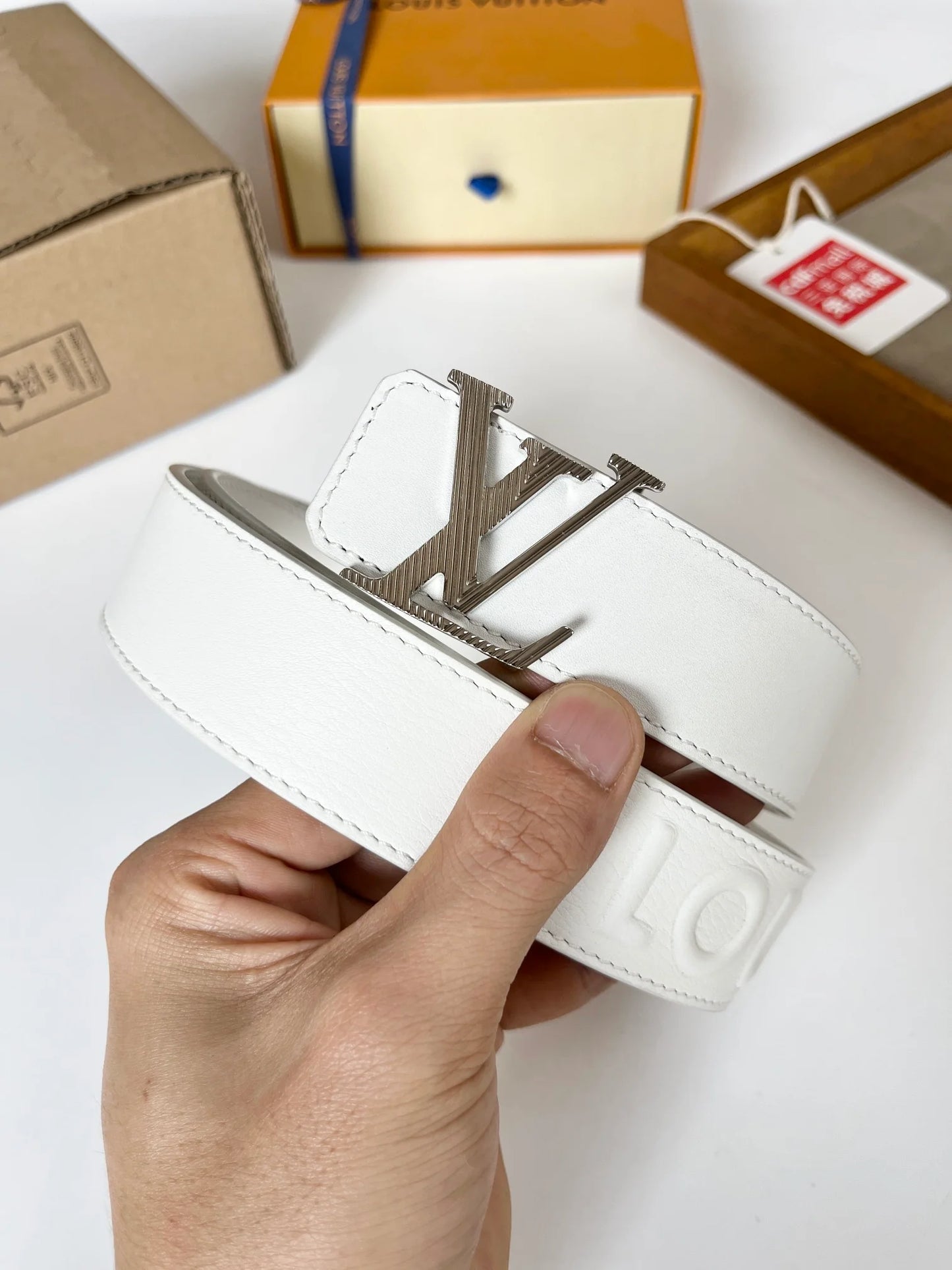 LV BELT