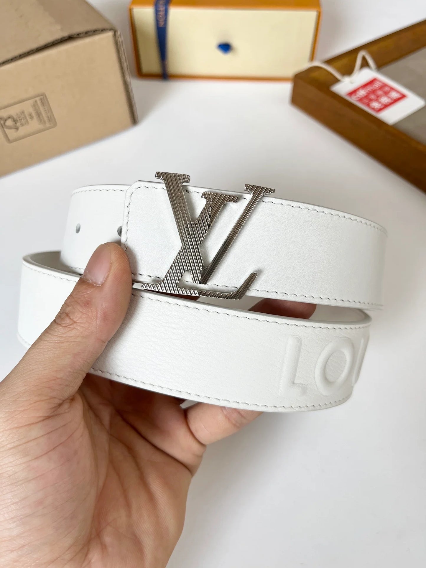 LV BELT