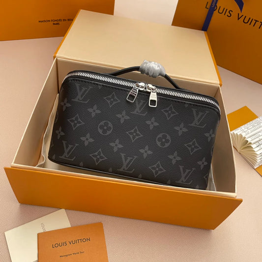 LV CLUTCH
