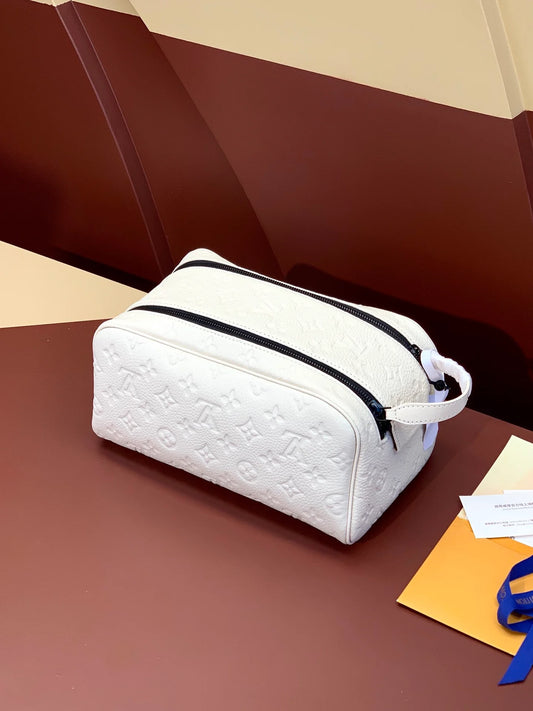 LV CLUTCH