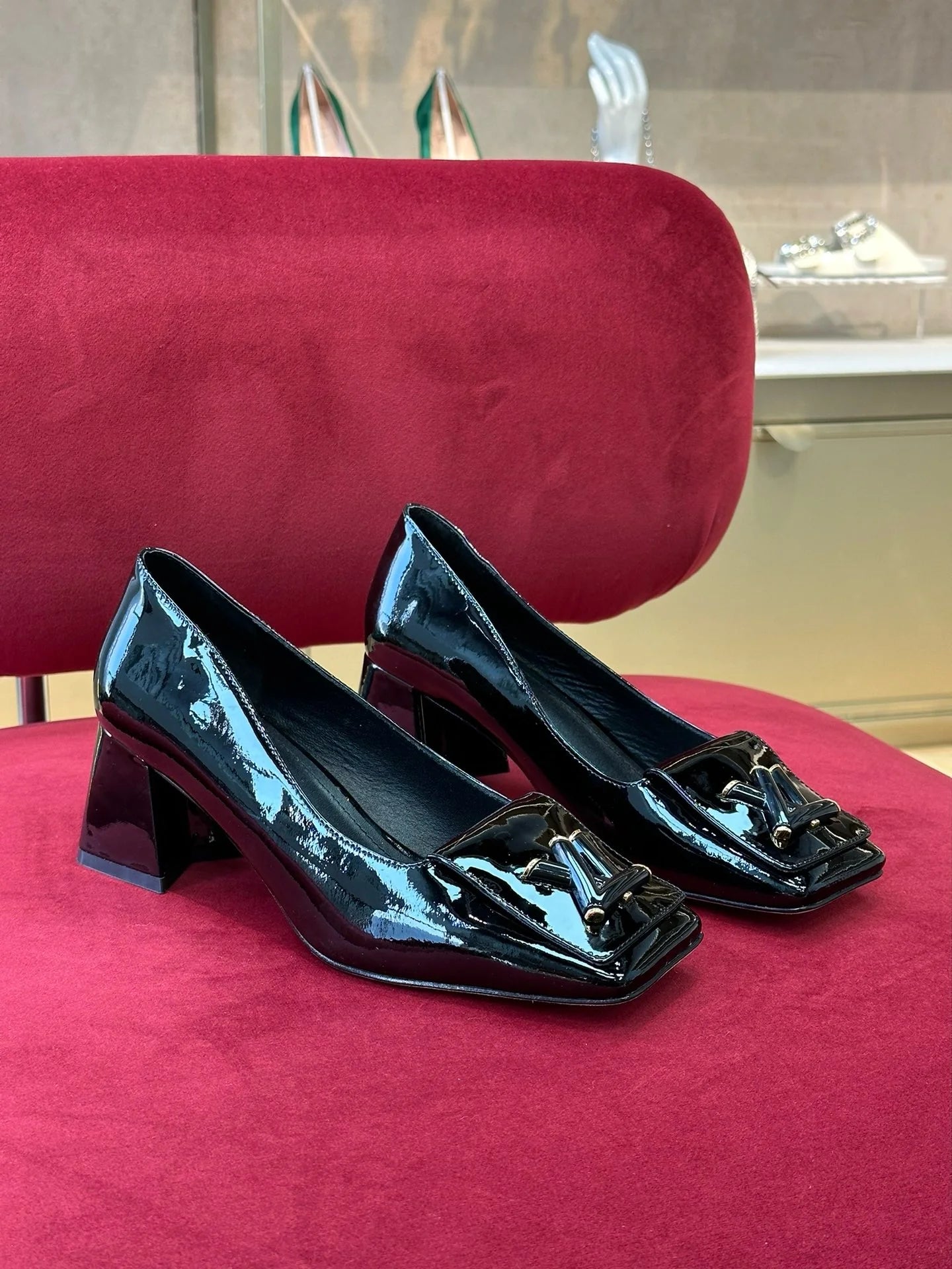 LV HEELS