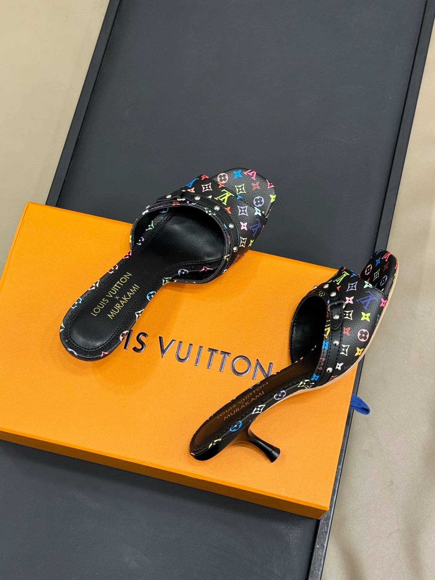 LV HEELS