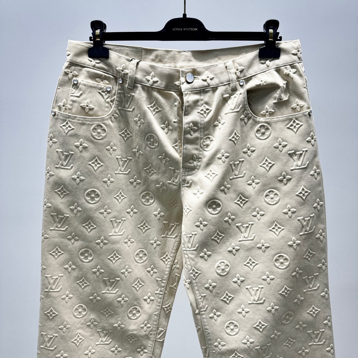 LV JEANS
