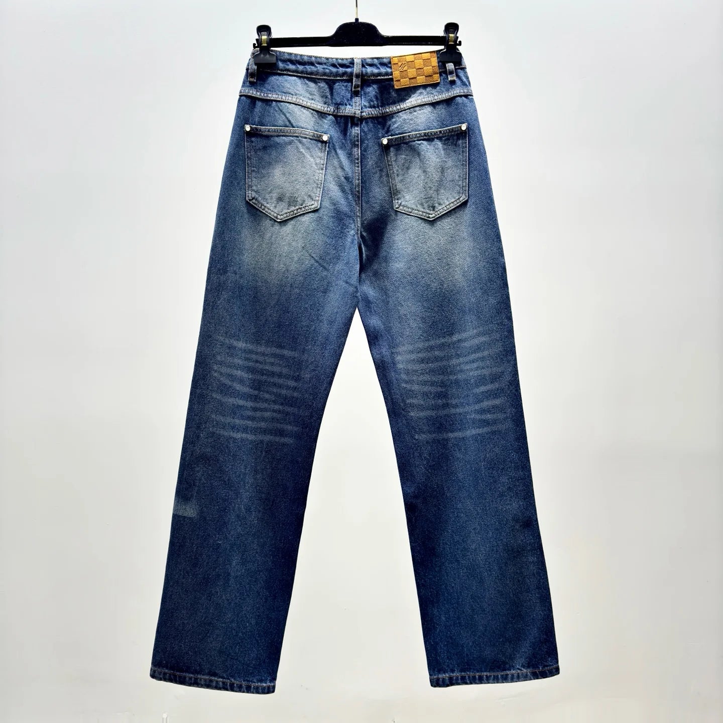LV JEANS