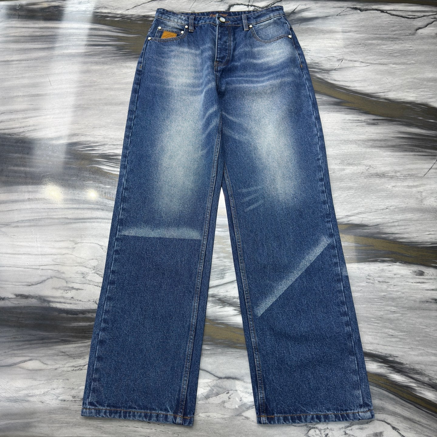 LV JEANS