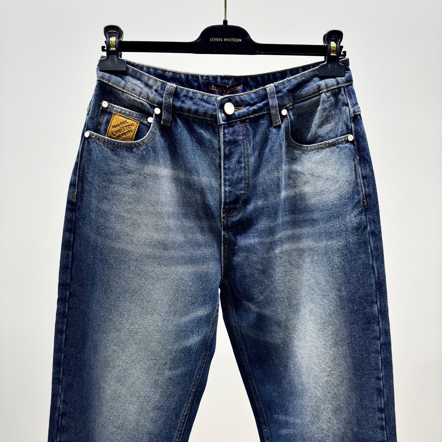 LV JEANS