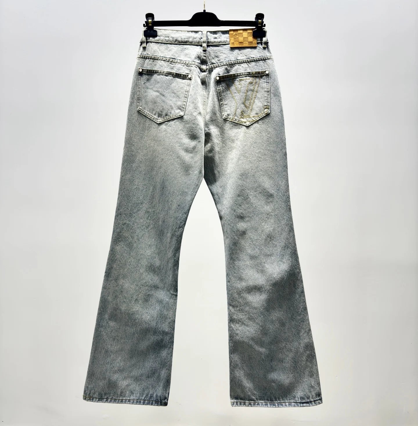 LV JEANS