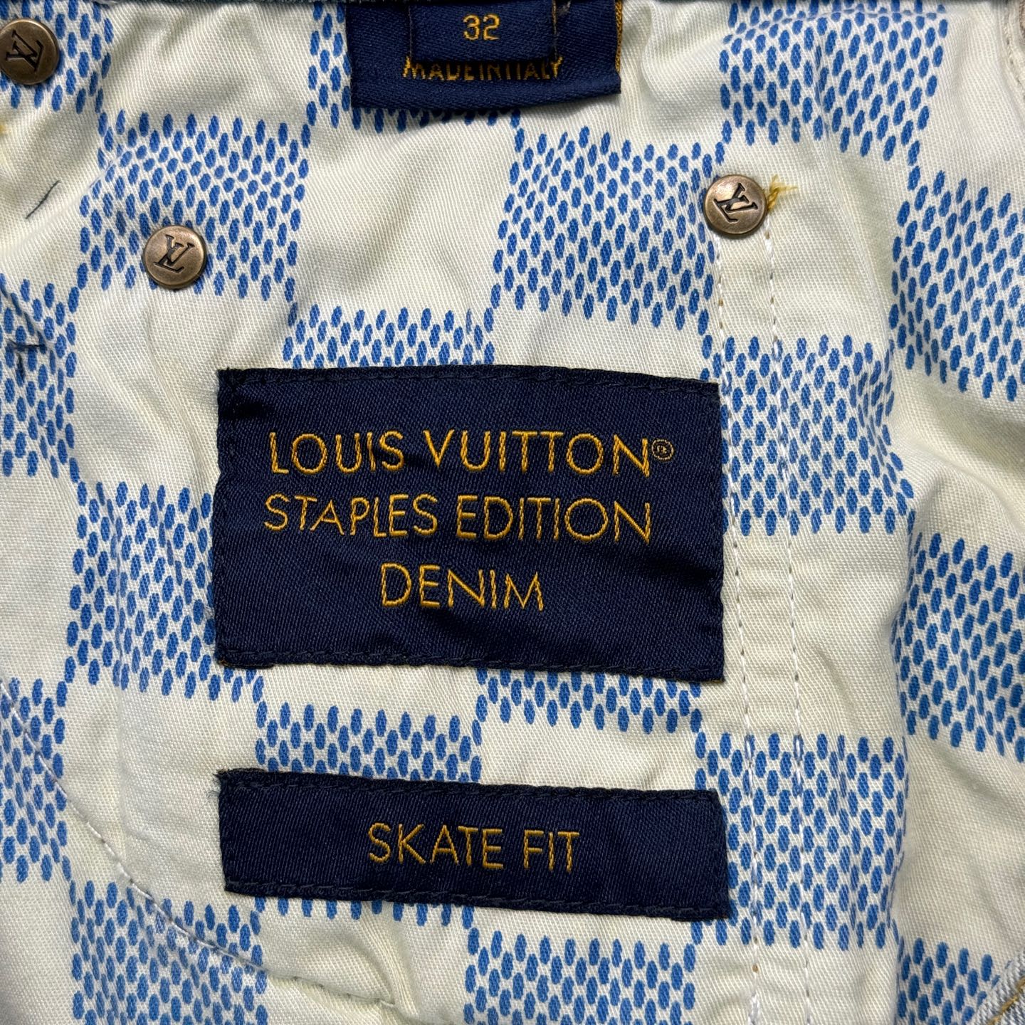 LV JEANS