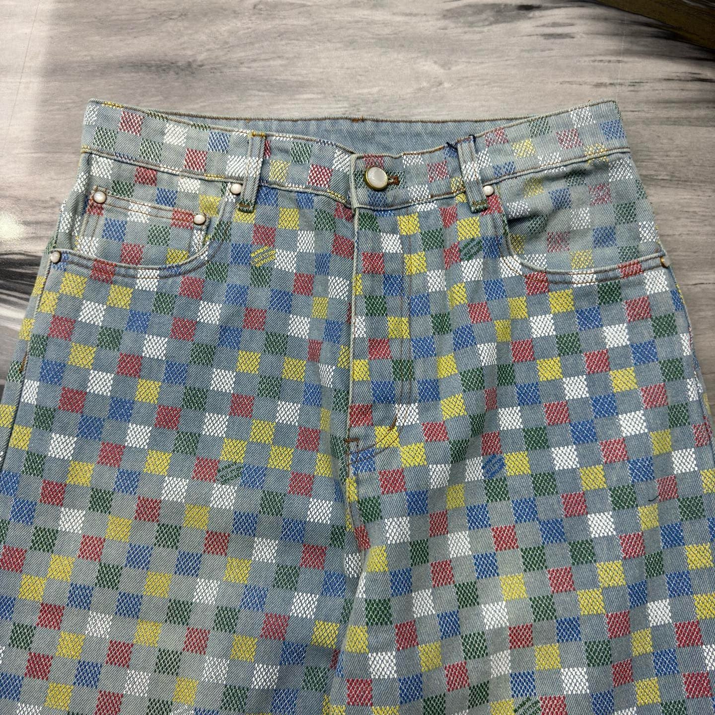 LV JEANS