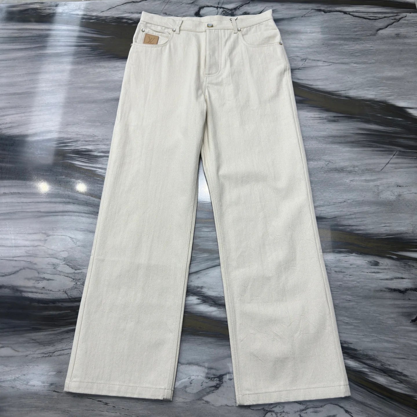 LV JEANS