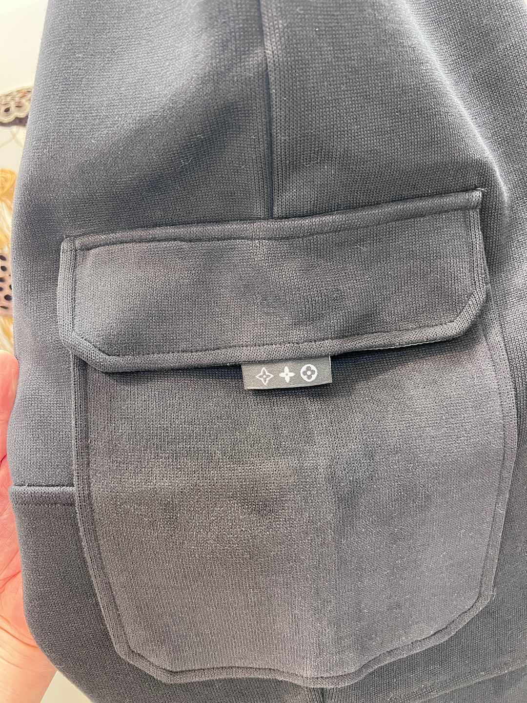 LV JEANS