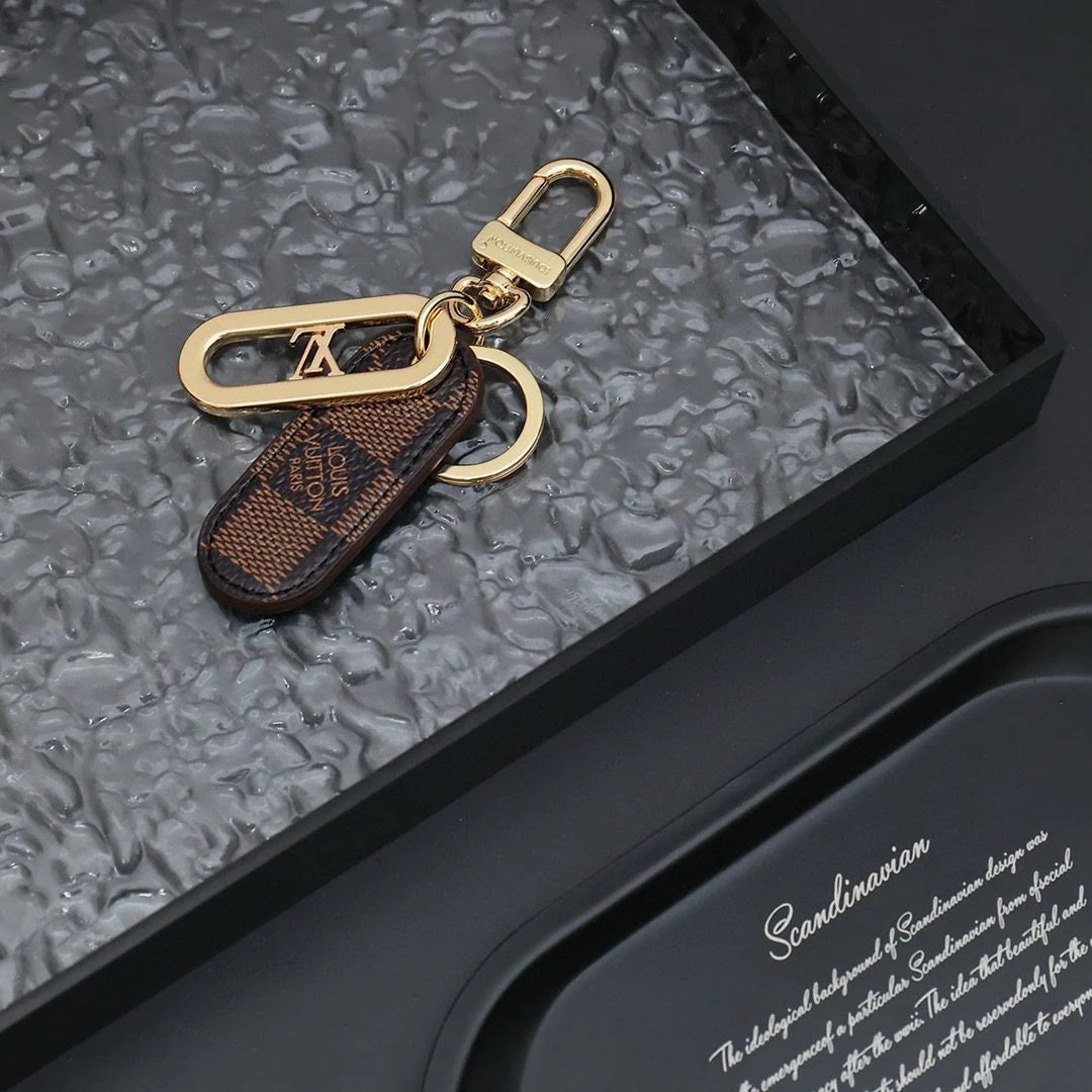 LV KEY HOLDER