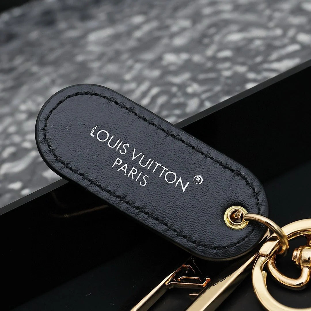 LV KEY HOLDER