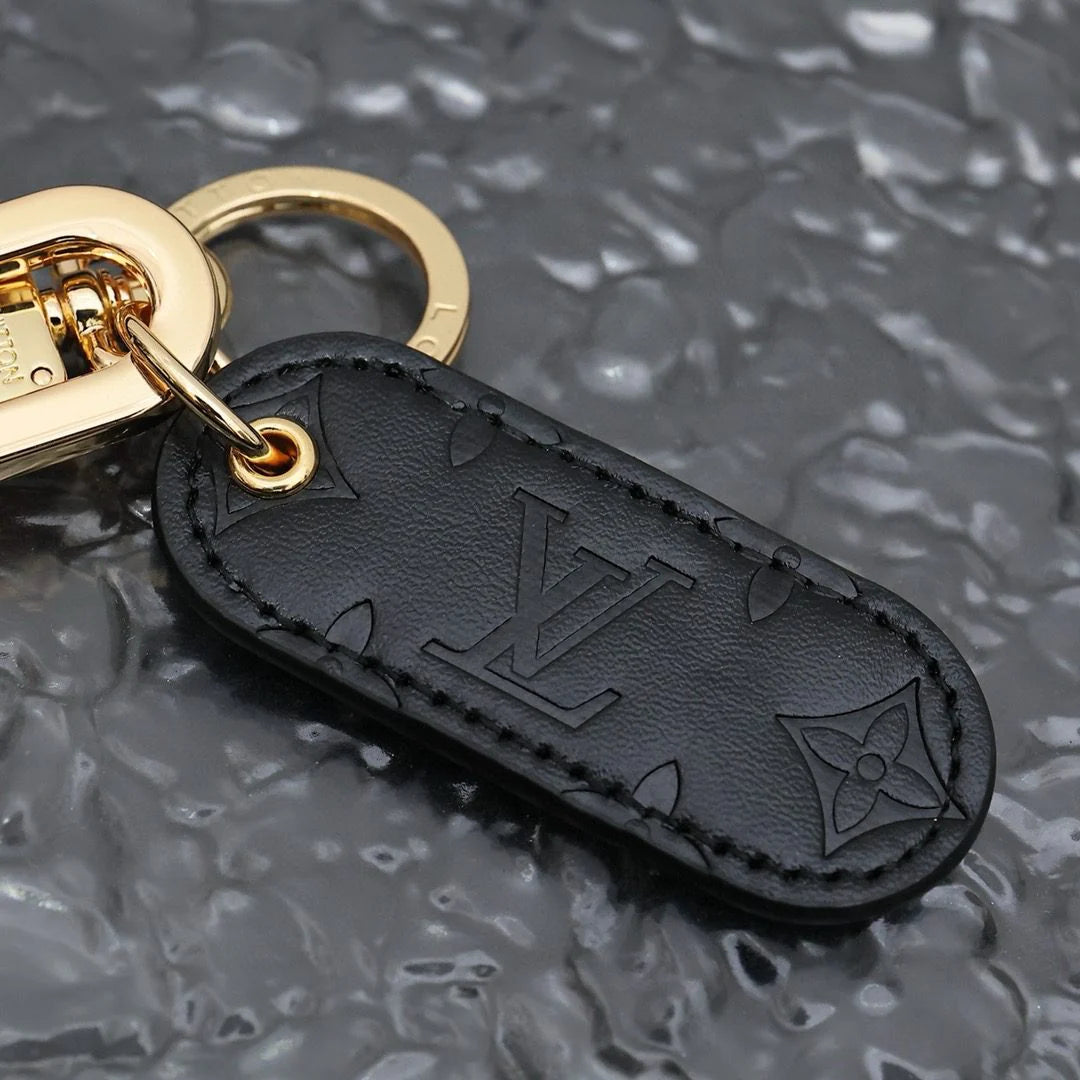 LV KEY HOLDER