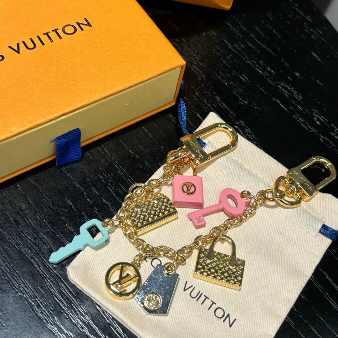 LV KEY HOLDER