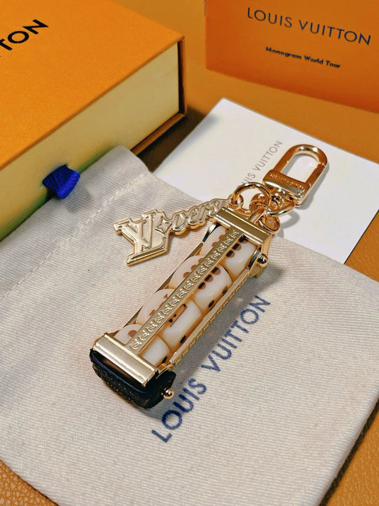 LV KEY HOLDER