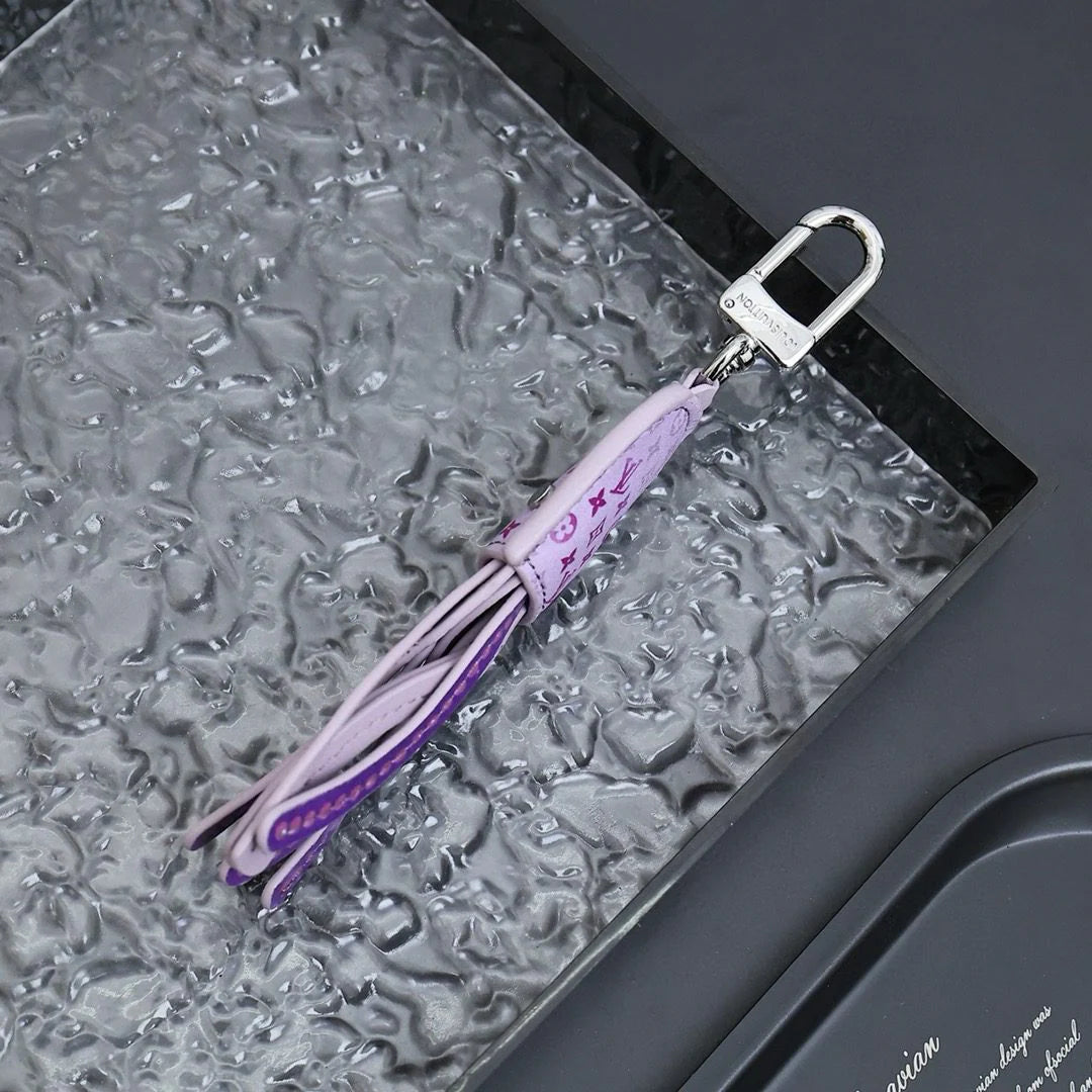 LV KEY HOLDER