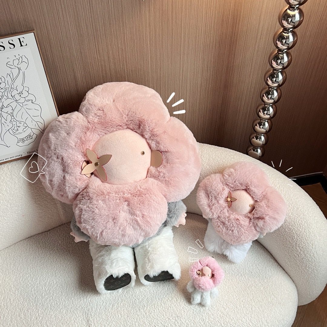 LV KEY HOLDER