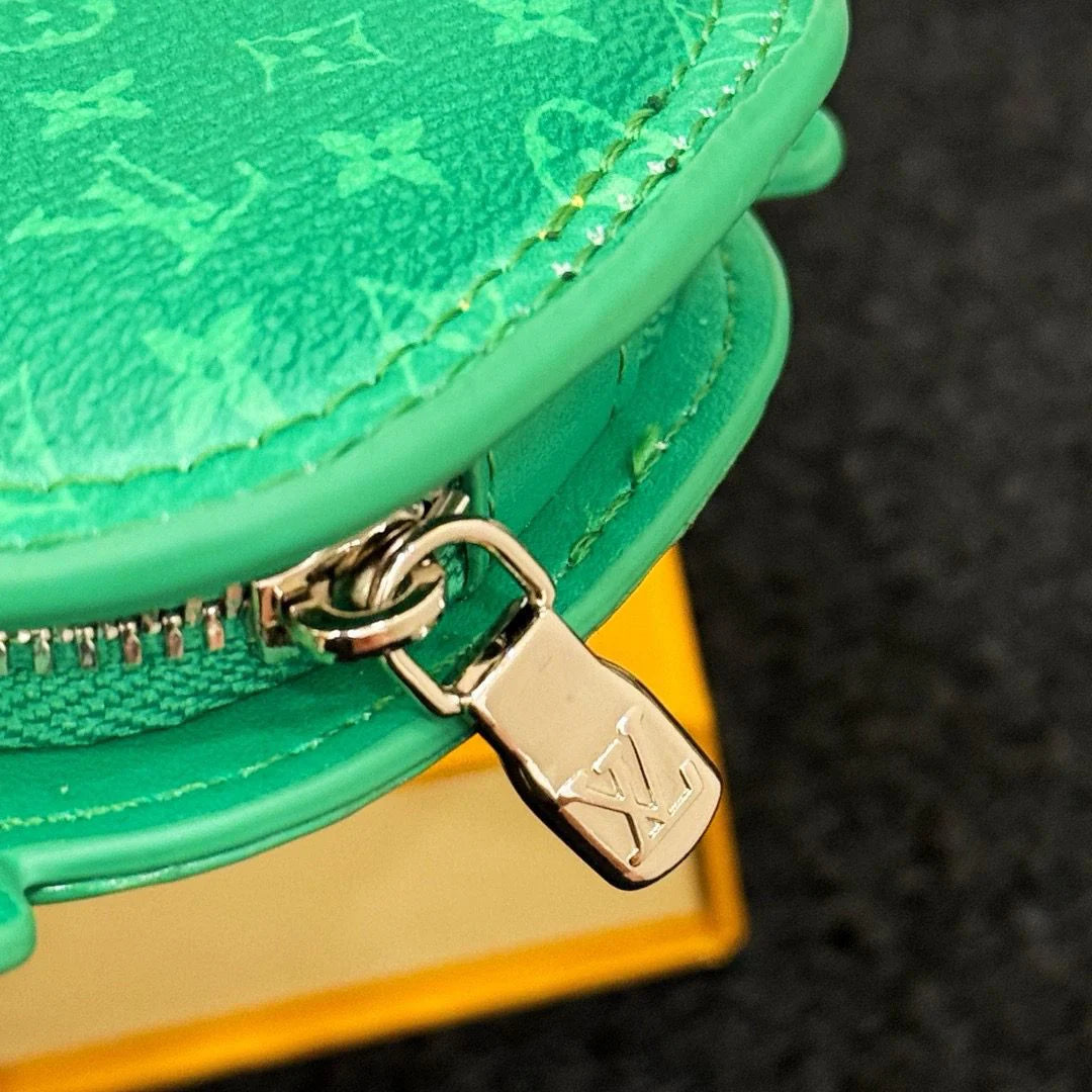 LV KEY HOLDER