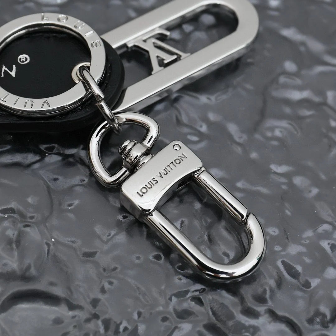 LV KEY HOLDER